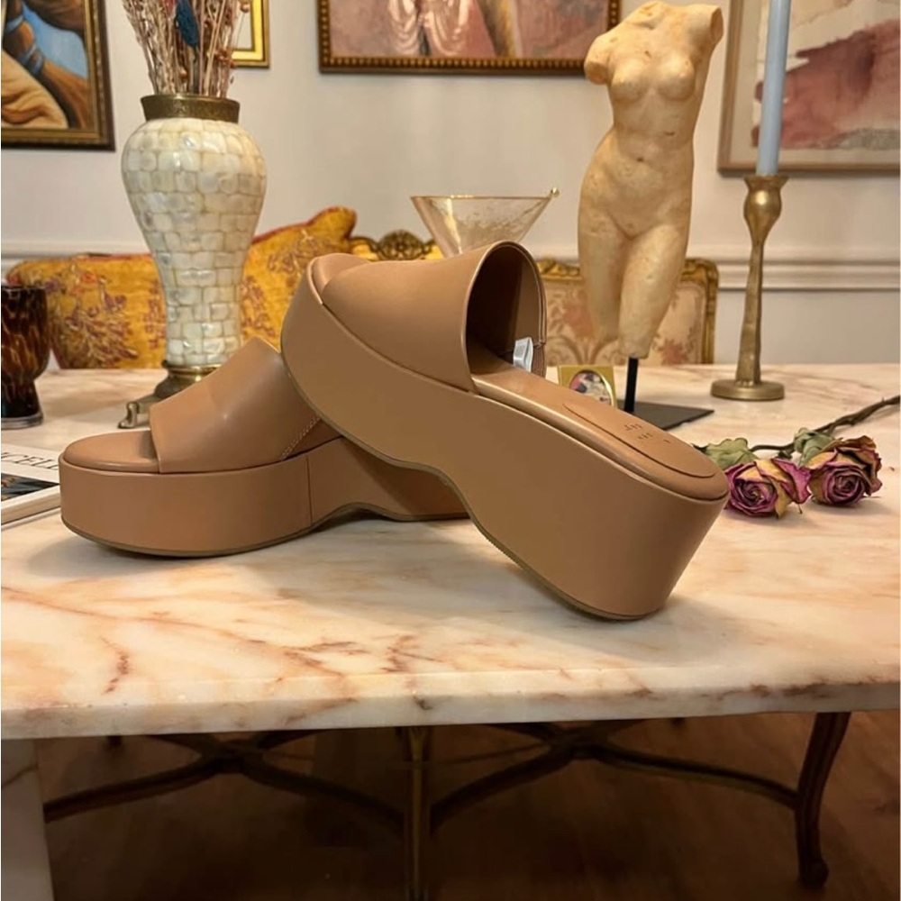 Tan Platform Sandals (size 8) - Picture 2 of 4